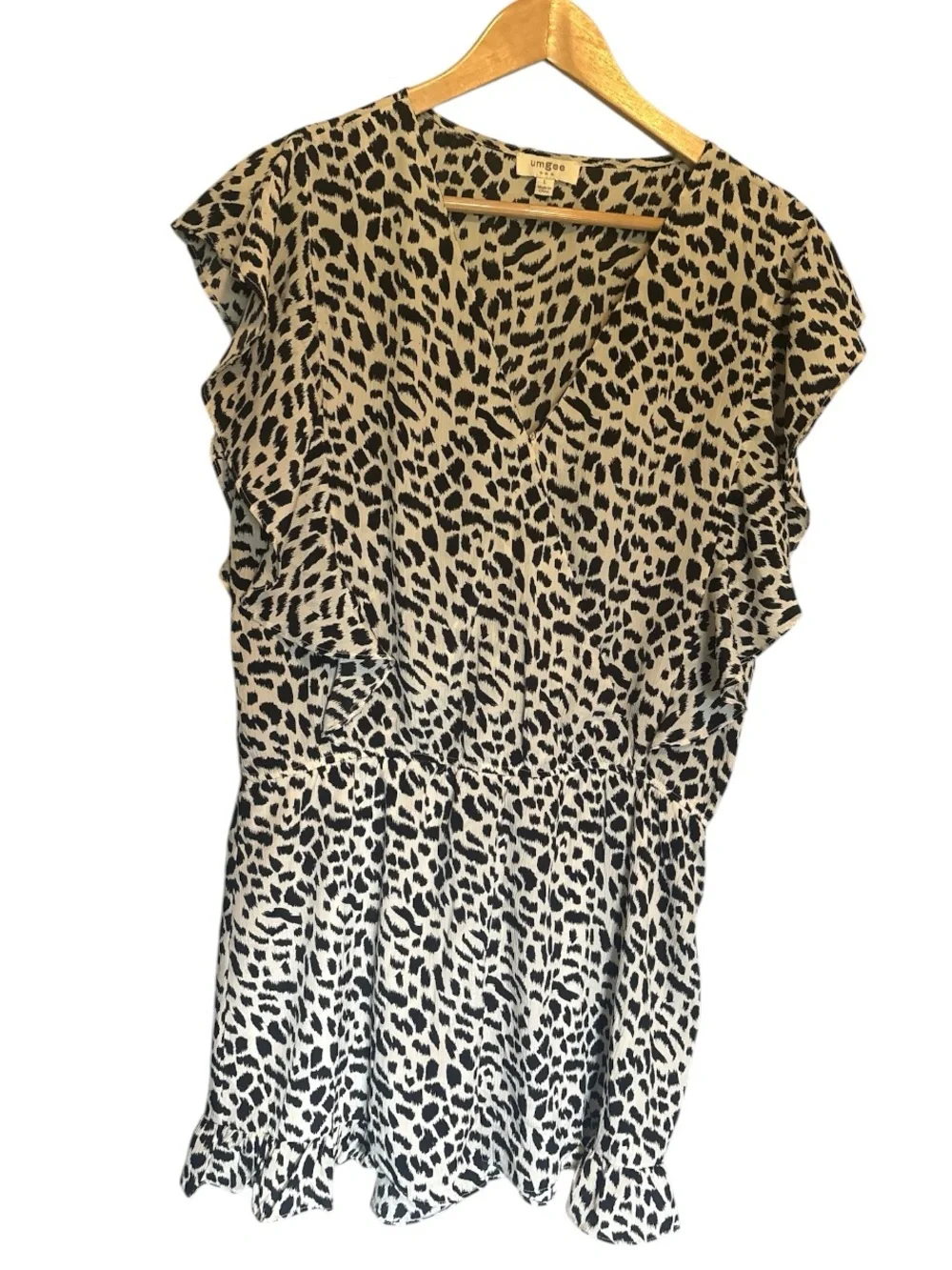 Umgee Leopard Print Romper - Picture 2 of 7